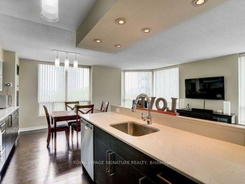 Photo 12 at 811 - 3 Hickory Tree Road, Weston, Toronto