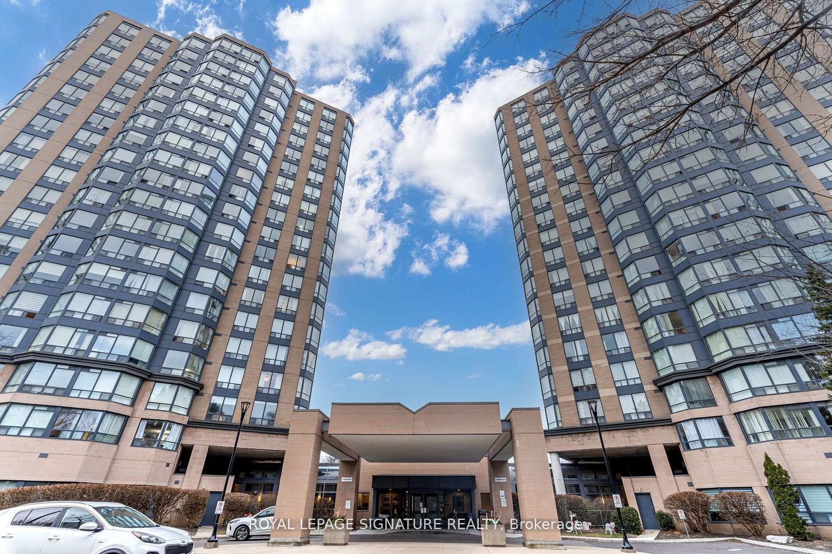 811 - 3 Hickory Tree Road, Weston, Toronto 