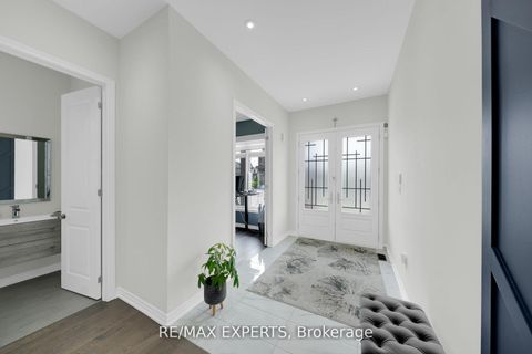Photo 5 at 74 Ryerson Drive, Kleinburg, Vaughan