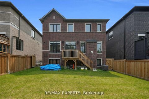 Photo 39 at 74 Ryerson Drive, Kleinburg, Vaughan