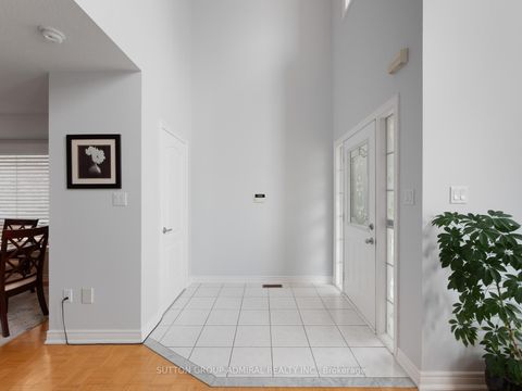 Photo 2 at 190 Maria Antonia Road, Vellore Village, Vaughan