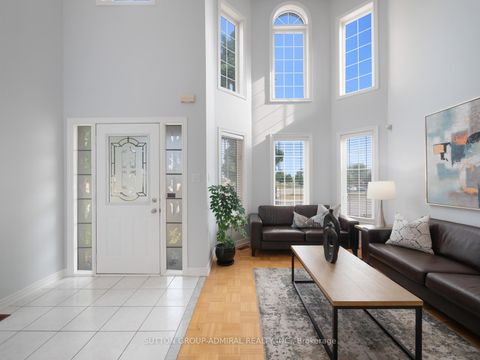 Photo 3 at 190 Maria Antonia Road, Vellore Village, Vaughan