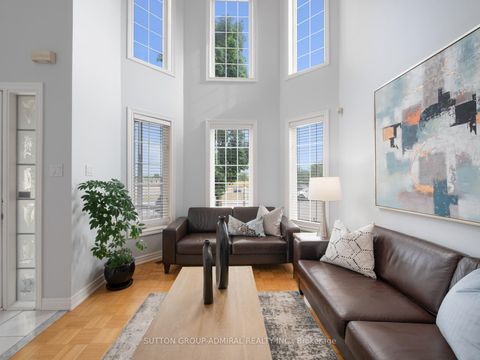 Photo 5 at 190 Maria Antonia Road, Vellore Village, Vaughan