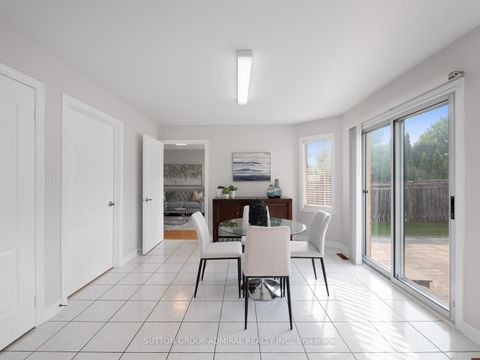Photo 12 at 190 Maria Antonia Road, Vellore Village, Vaughan