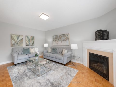 Photo 15 at 190 Maria Antonia Road, Vellore Village, Vaughan