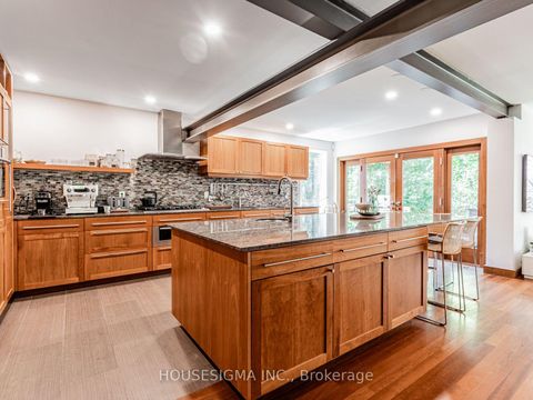 Photo 5 at 94 Laurentide Drive, Donalda, Toronto