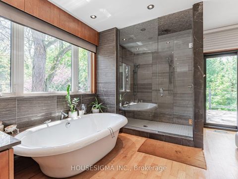 Photo 14 at 94 Laurentide Drive, Donalda, Toronto