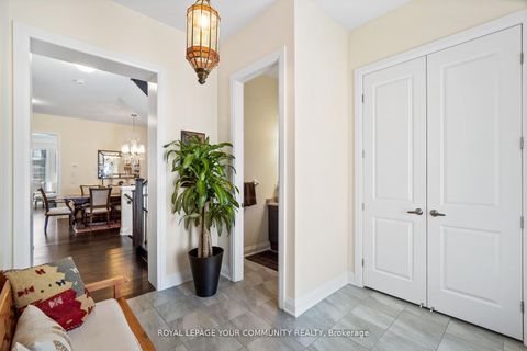 Photo 9 at 8 Duncombe Lane, South Richvale, Richmond Hill