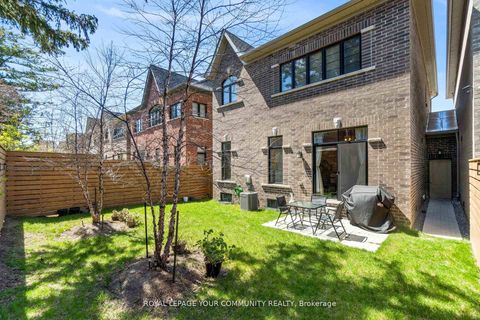 Photo 13 at 8 Duncombe Lane, South Richvale, Richmond Hill