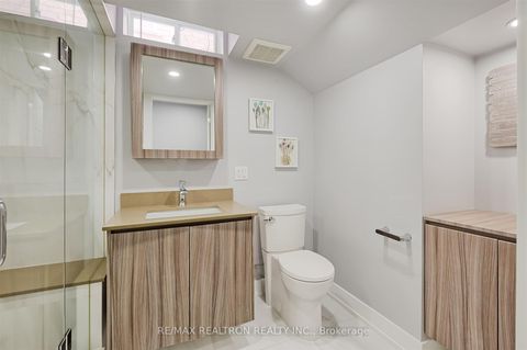Photo 34 at 27 Ironbark Court, Patterson, Vaughan