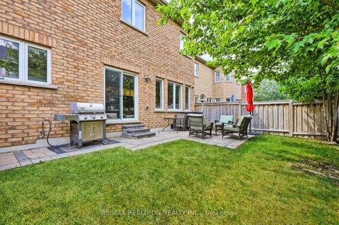 Photo 37 at 27 Ironbark Court, Patterson, Vaughan