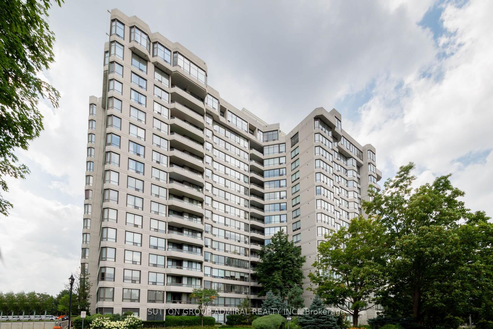 1105 - 1131 Steeles Avenue W, Branson, Toronto 