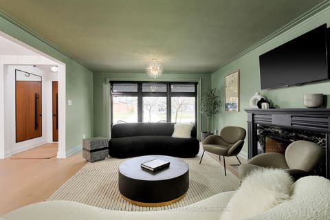 Photo 6 at 15 Ravensbourne Crescent, Rosethorn, Toronto
