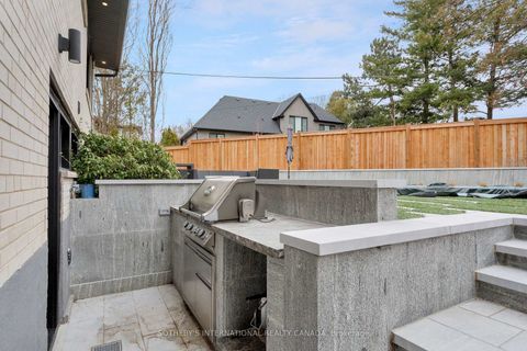 Photo 37 at 15 Ravensbourne Crescent, Rosethorn, Toronto