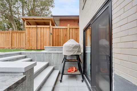 Photo 38 at 15 Ravensbourne Crescent, Rosethorn, Toronto