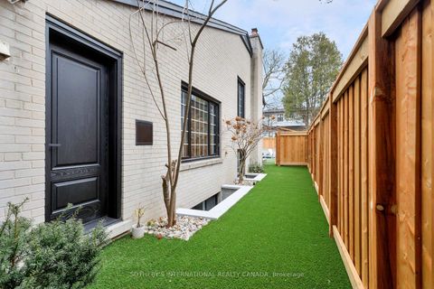 Photo 40 at 15 Ravensbourne Crescent, Rosethorn, Toronto