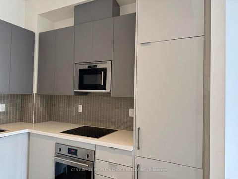 Photo 12 at 526 - 2908 Highway 7 Road, Concord, Vaughan