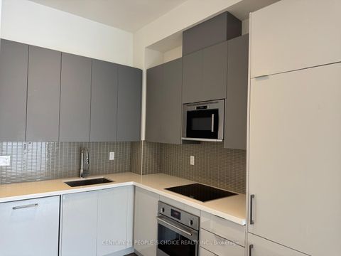 Photo 15 at 526 - 2908 Highway 7 Road, Concord, Vaughan