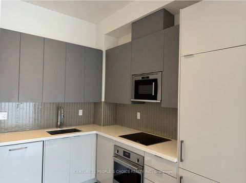 Photo 17 at 526 - 2908 Highway 7 Road, Concord, Vaughan