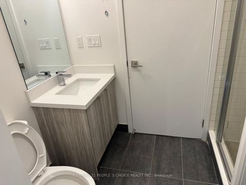 Photo 28 at 526 - 2908 Highway 7 Road, Concord, Vaughan