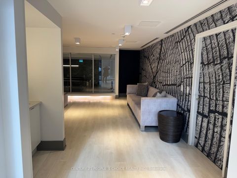 Photo 35 at 526 - 2908 Highway 7 Road, Concord, Vaughan