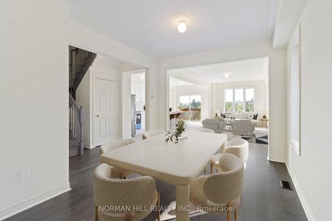Photo 1 at 152 Hartney Drive, Rural Richmond Hill, Richmond Hill
