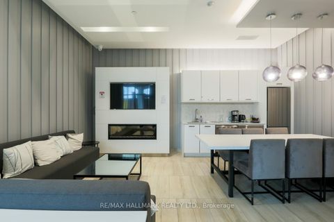 Photo 12 at 220 - 1630 Queen Street E, The Beaches, Toronto