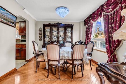 Photo 12 at 15 Cog Hill Drive, Glen Shields, Vaughan
