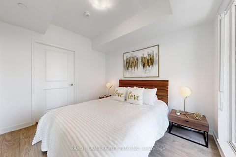 Photo 9 at 545 - 543 Richmond Street W, Waterfront Communities C1, Toronto