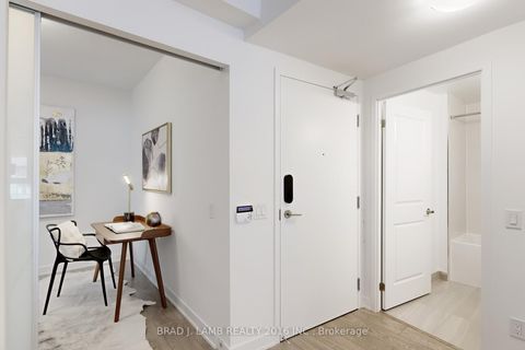 Photo 16 at 545 - 543 Richmond Street W, Waterfront Communities C1, Toronto