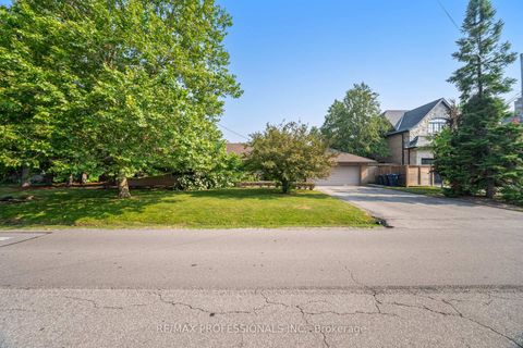 Photo 3 at 55 Bywood Drive, Rosethorn, Toronto