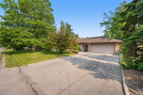 Photo 5 at 55 Bywood Drive, Rosethorn, Toronto Photo 5 at 55 Bywood Drive, Rosethorn, Toronto