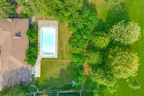 Photo 17 at 55 Bywood Drive, Rosethorn, Toronto Photo 17 at 55 Bywood Drive, Rosethorn, Toronto