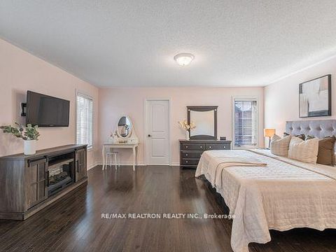 Photo 14 at 448 Lady Nadia Drive, Patterson, Vaughan