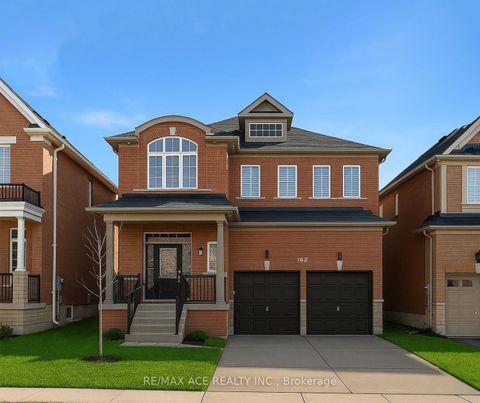 Photo 0 at 162 Bathurst Glen Drive, Patterson, Vaughan