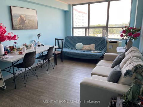 Photo 2 at 814 - 50 Lotherton Pathway, Glen Park, Toronto Photo 2 at 814 - 50 Lotherton Pathway, Glen Park, Toronto