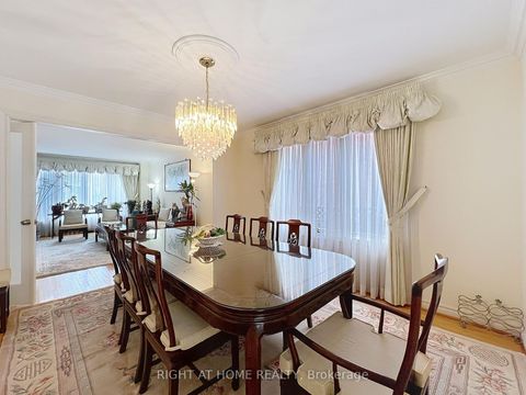 Photo 19 at 150 Holmes Avenue, Willowdale East, Toronto