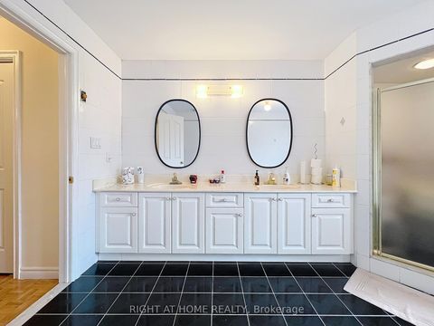 Photo 31 at 150 Holmes Avenue, Willowdale East, Toronto