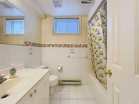 Photo 36 at 150 Holmes Avenue, Willowdale East, Toronto