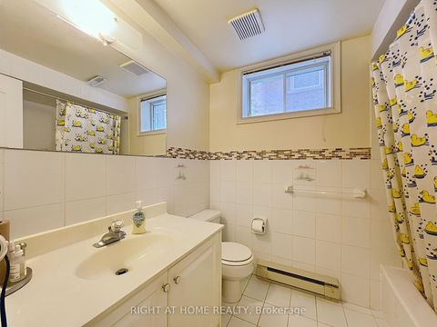 Photo 37 at 150 Holmes Avenue, Willowdale East, Toronto