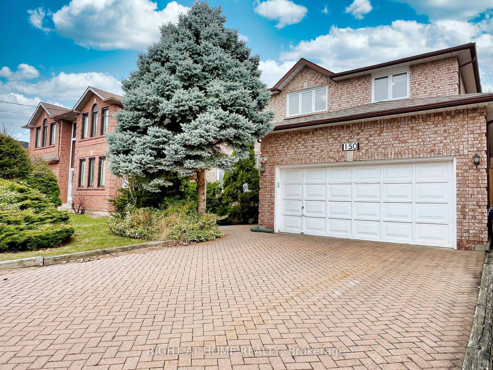 150 Holmes Avenue, Willowdale East, Toronto 