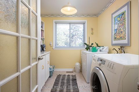 Photo 15 at 1 - 50 Vicora Link Way, Flemingdon Park, Toronto