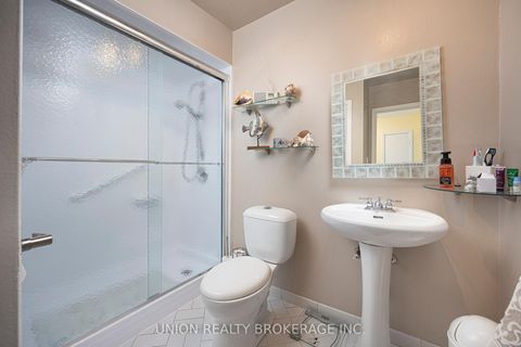 Photo 20 at 1 - 50 Vicora Link Way, Flemingdon Park, Toronto