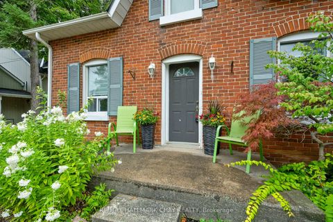 Photo 1 at 2088 Victoria Street, Stroud, Innisfil