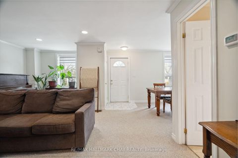 Photo 4 at 2088 Victoria Street, Stroud, Innisfil