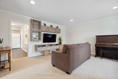 Photo 7 at 2088 Victoria Street, Stroud, Innisfil