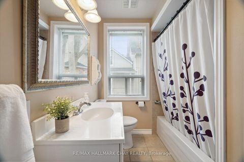 Photo 12 at 2088 Victoria Street, Stroud, Innisfil