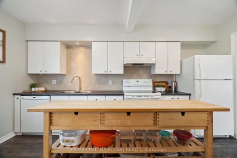 Photo 16 at 2088 Victoria Street, Stroud, Innisfil