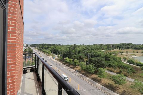 Photo 12 at 702 - 3100 Keele Street, CFB, Toronto