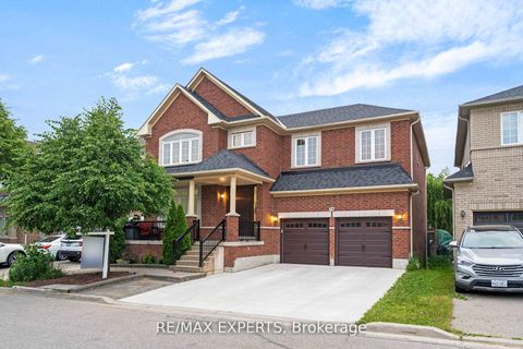 Photo 1 at 76 Cetona Avenue, Vellore Village, Vaughan